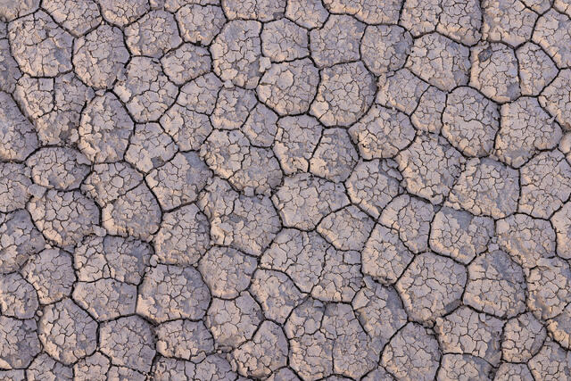 Cracks on Cracks