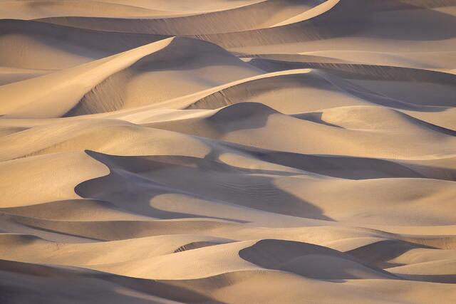 Waves of Sand